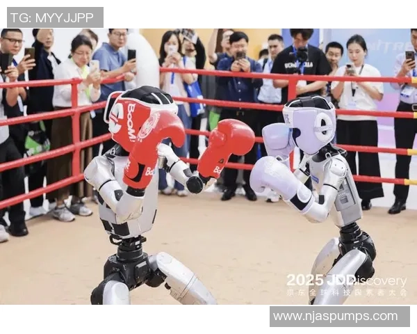 机器人完美模仿足球球星动作挑战人工智能极限展现运动魅力