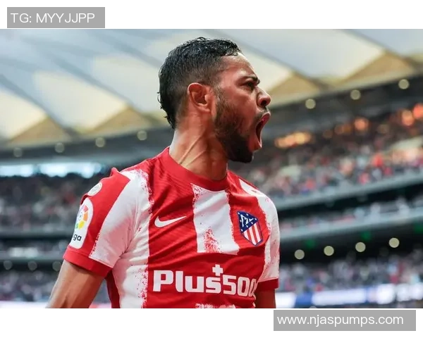 足球星财富背后的荣耀追逐与竞技生涯财富密码深度解读 足球星财富背后的荣耀追逐与竞技生涯财富密码深度解读